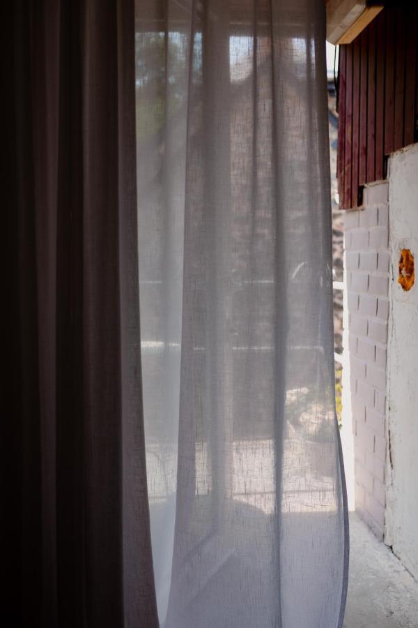 Logis Le P'Tit Rouillon Au Rythme De La Meuse Daire Annevoie-Rouillon Dış mekan fotoğraf
