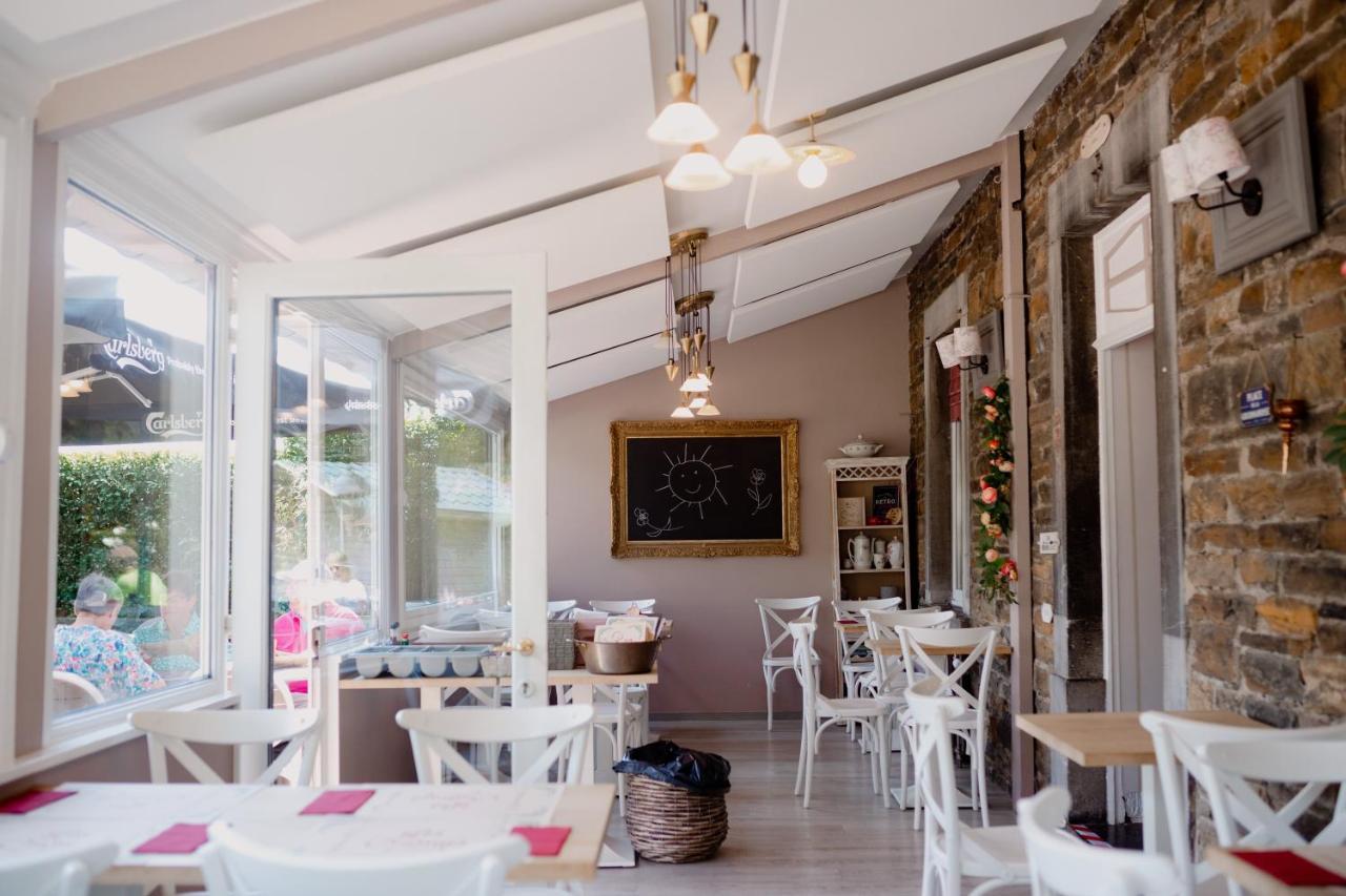 Logis Le P'Tit Rouillon Au Rythme De La Meuse Daire Annevoie-Rouillon Dış mekan fotoğraf